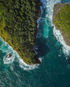 Pantai Sinden dan Pulau Kalong