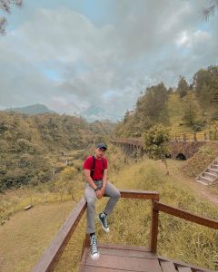 Wisata Plunyon Kalikuning di Jogja